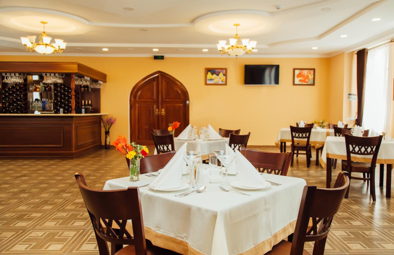 Bek Khiva Hotel Екстериор снимка