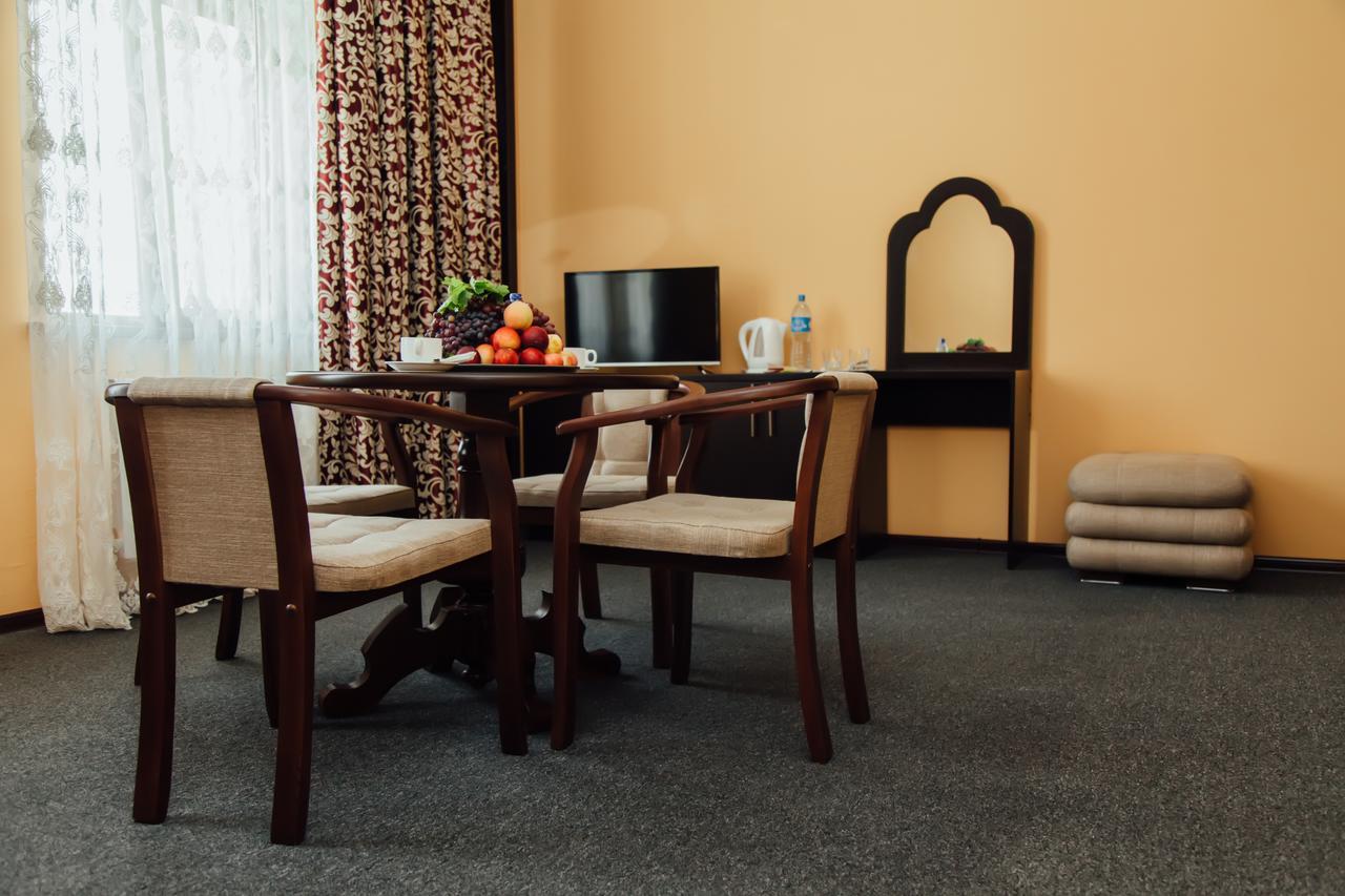Bek Khiva Hotel Екстериор снимка