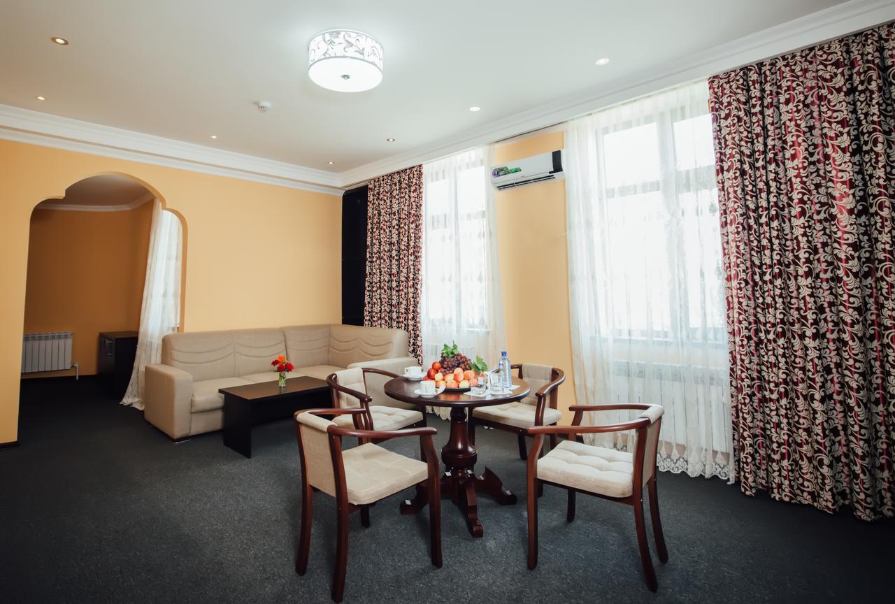 Bek Khiva Hotel Екстериор снимка